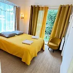 Arcachon Bay With Pool And Jacuzzi Nearby Nyaraló *